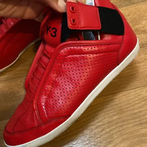 Adidas colab Y-3 × Yohji Yamamoto. In EUC! Men’s 5/Women’s 7. - Picture 7 of 10